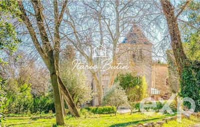 Maison - 415 m² - 14 pièces