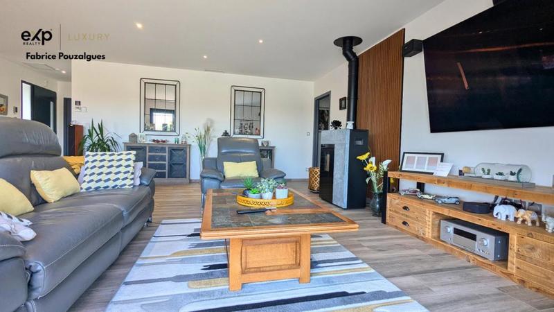 Maison - 190 m² - 5 pièces