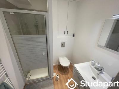 Chambre - 9 m² - 1 pièce