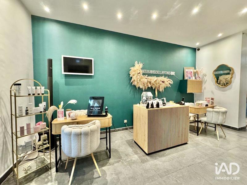 Local commercial - 221 m²