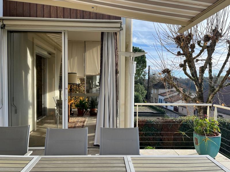 Maison - 196 m² - 6 pièces