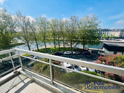 Appartement - 150 m² - 5 pièces