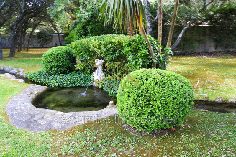 Villa - 340 m² - 8 pièces