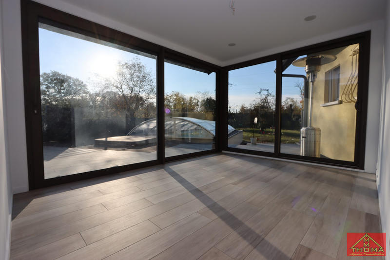 Maison - 195 m² - 9 pièces