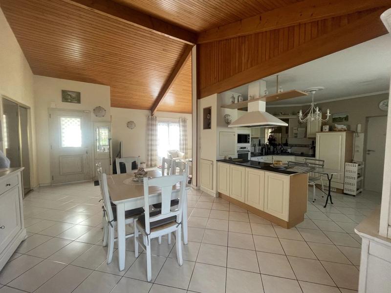 Maison - 114 m² - 4 pièces