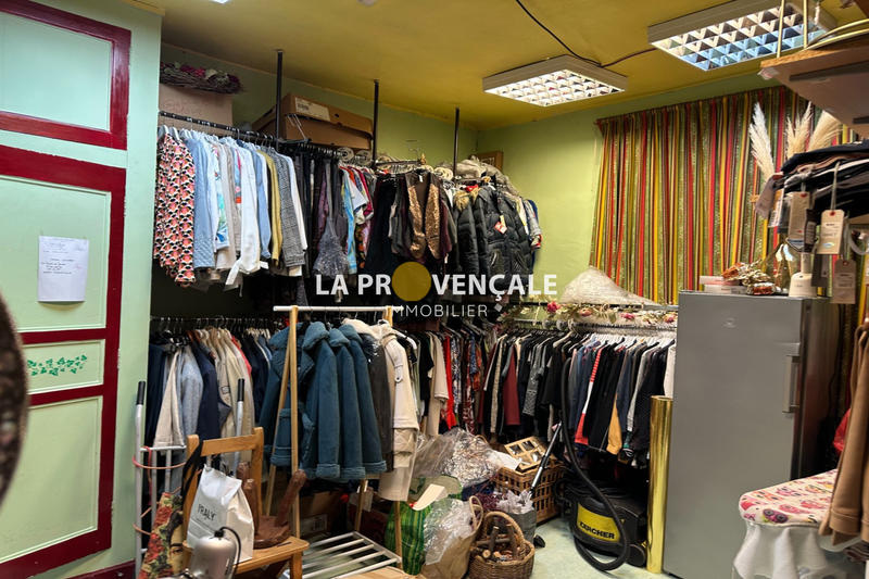 Fonds de commerce - Magasins - 80 m²