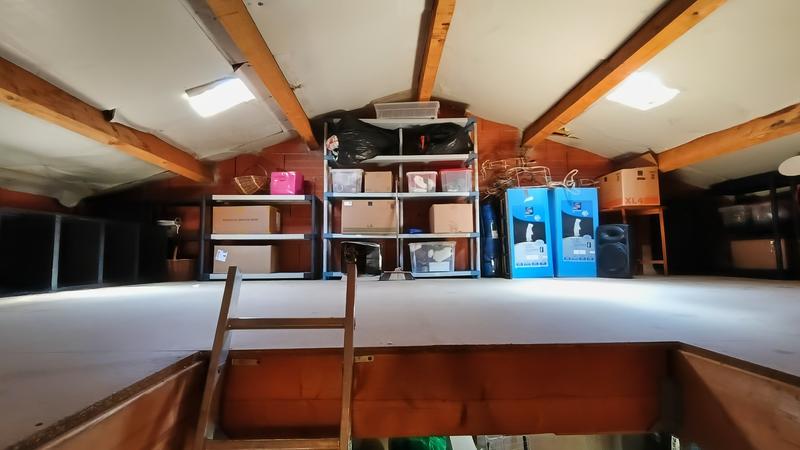 Maison - 254 m² - 11 pièces