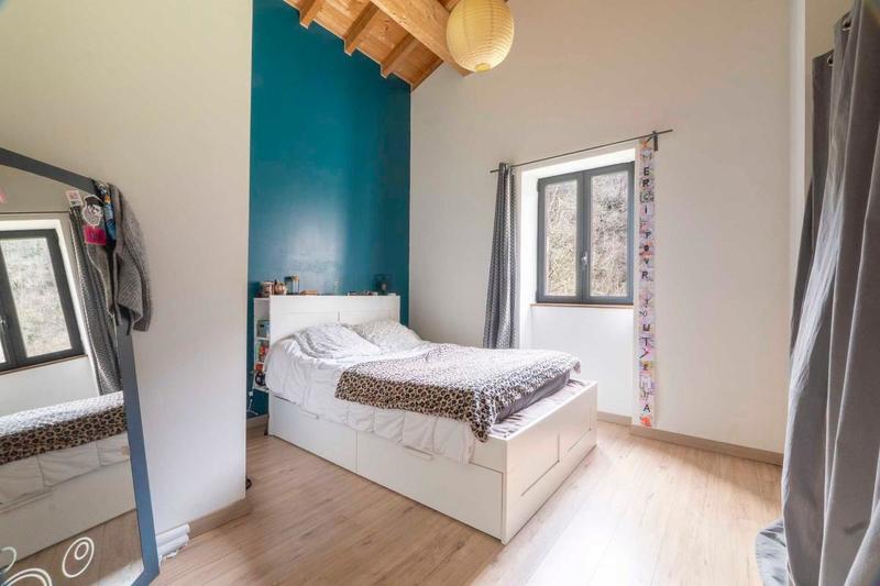 Maison - 104 m² - 4 pièces