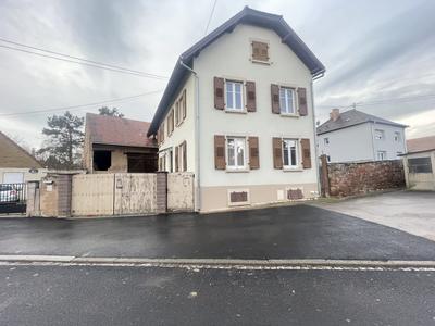 Maison - 146 m² - 7 pièces