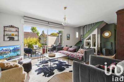 Maison - 198 m² - 7 pièces