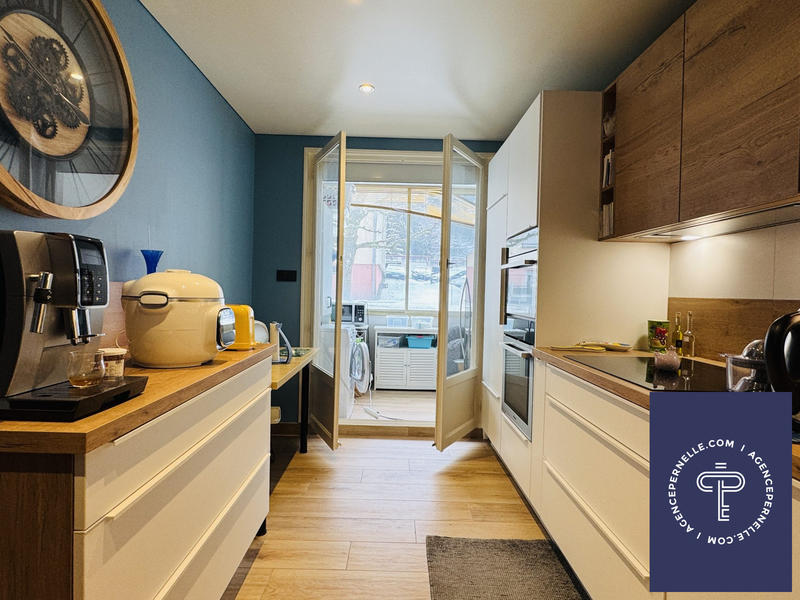 Appartement - 79 m² - 3 pièces