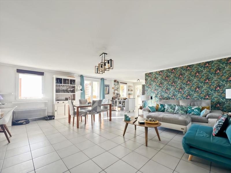 Appartement - 112 m² - 4 pièces