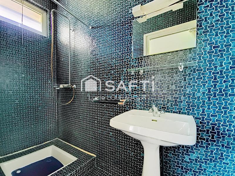 Maison - 257 m² - 11 pièces