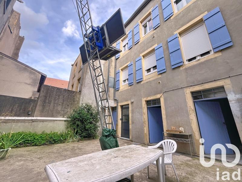 Immeuble - 130 m² - 2 pièces