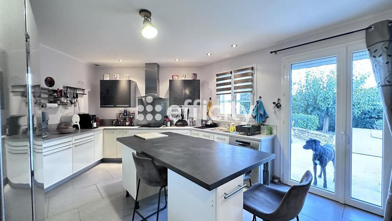 Villa - 190 m² - 6 pièces