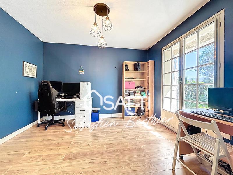 Maison - 180 m² - 6 pièces