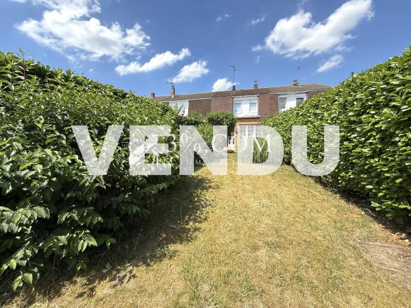 Maison - 104 m² - 5 pièces