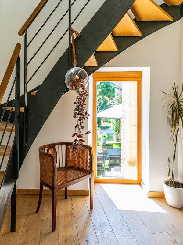 Maison - 300 m² - 9 pièces