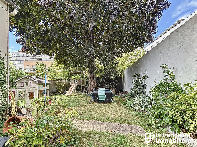 Appartement - 126 m² - 6 pièces