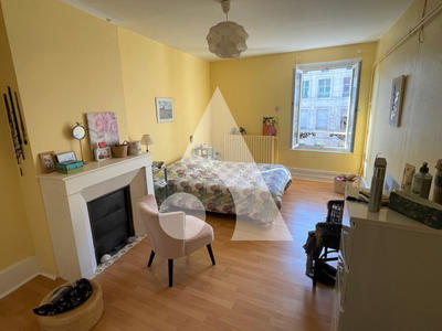 Appartement - 115 m² - 5 pièces