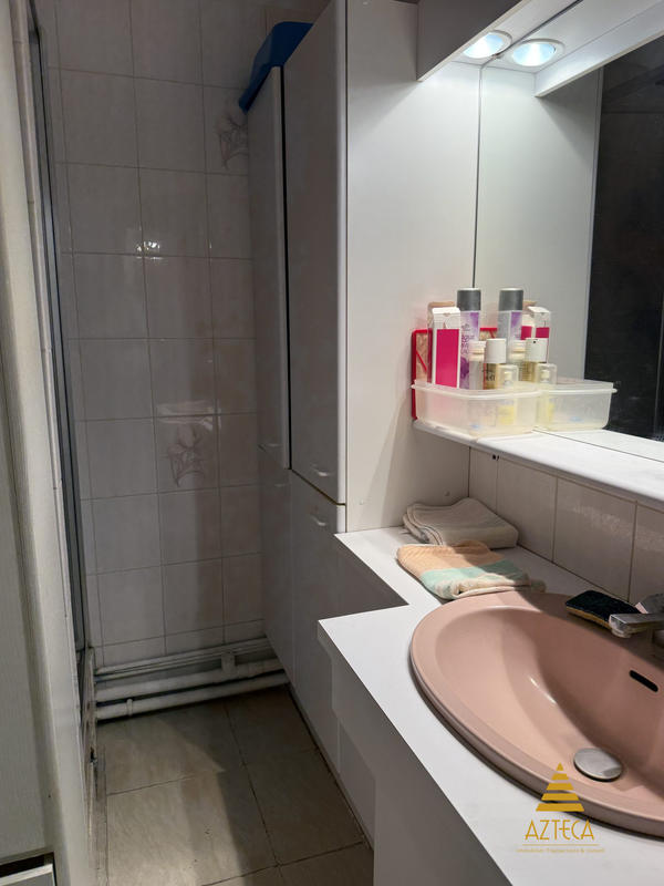 Appartement - 75 m² - 3 pièces