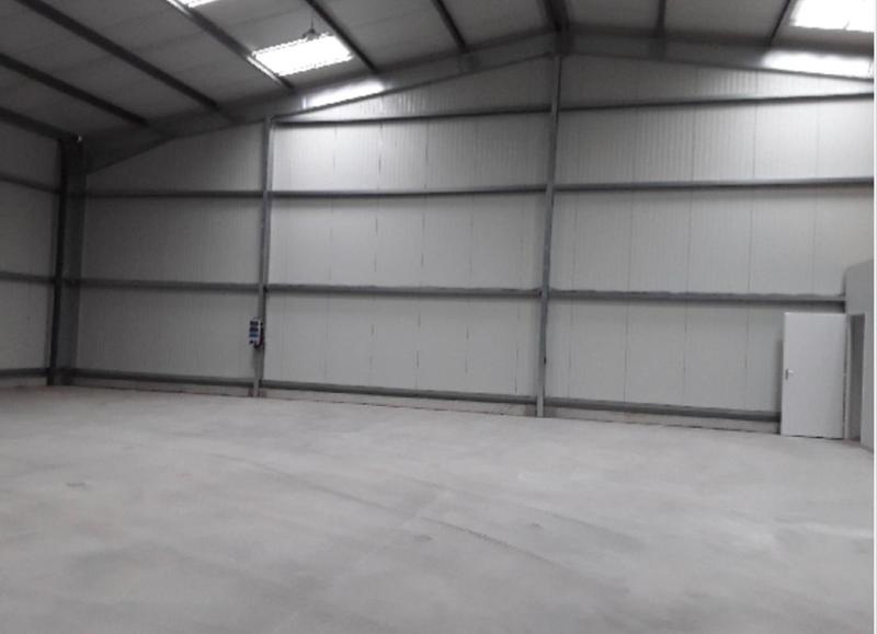 Entrepôt - 400 m²