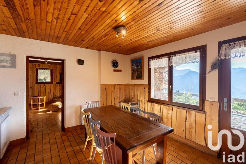 Châlet - 163 m² - 9 pièces