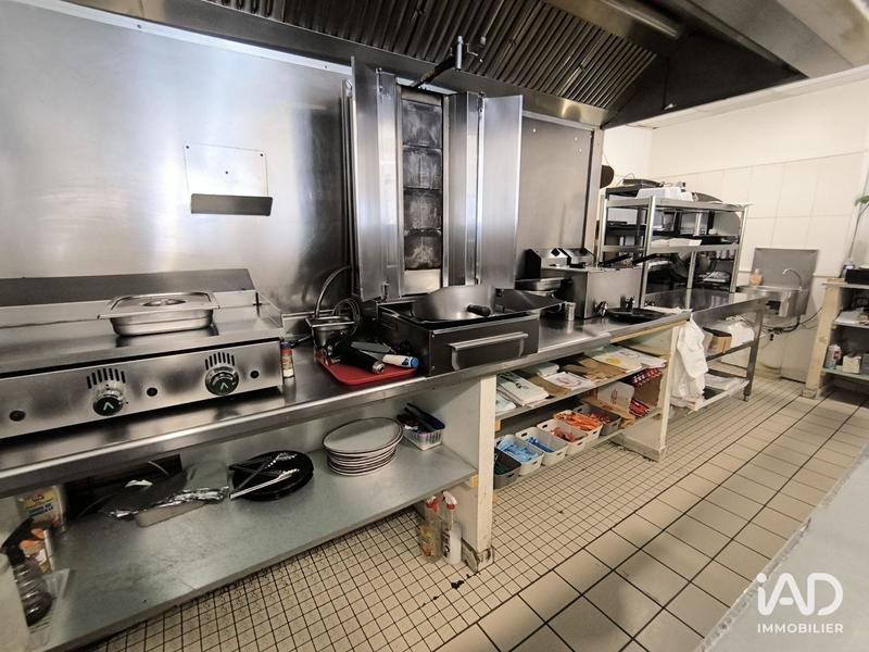 Local commercial - 210 m²