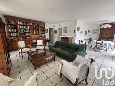 Maison - 210 m² - 8 pièces