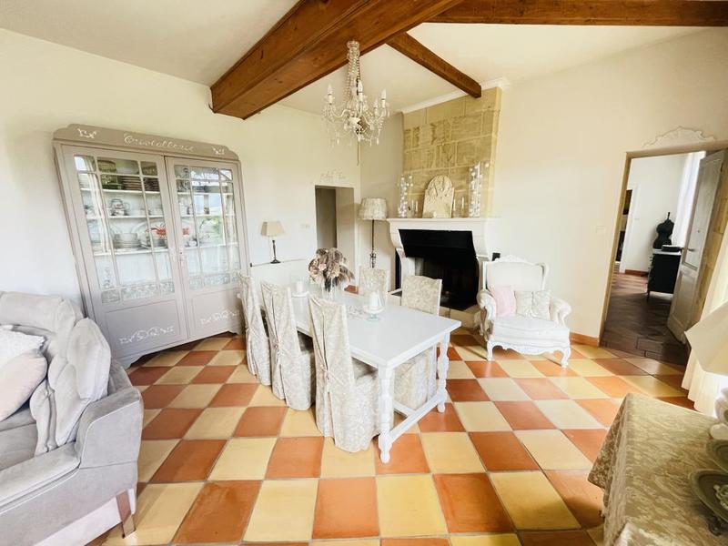 Maison - 180 m² - 6 pièces