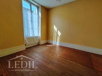 Maison de village - 117 m² - 4 pièces