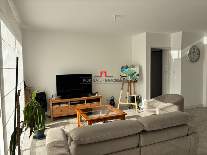 Maison contemporaine - 140 m² - 7 pièces