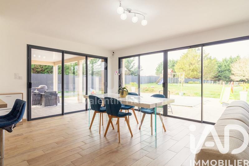 Maison - 142 m² - 7 pièces