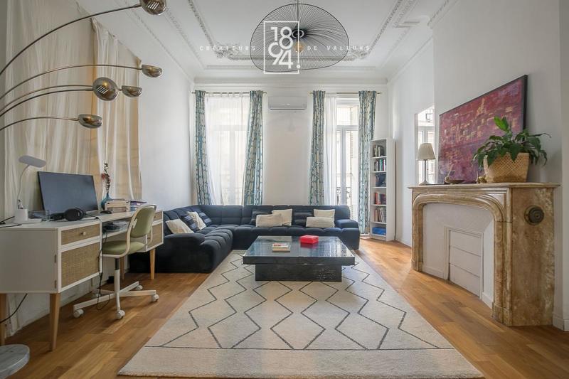 Appartement - 181 m² - 5 pièces