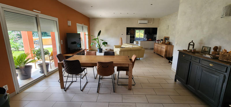 Villa - 206 m² - 7 pièces