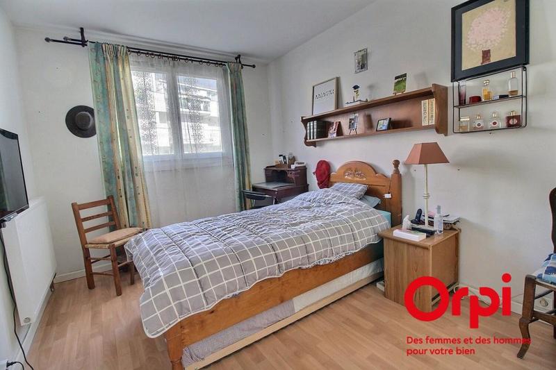 Appartement - 96 m² - 4 pièces