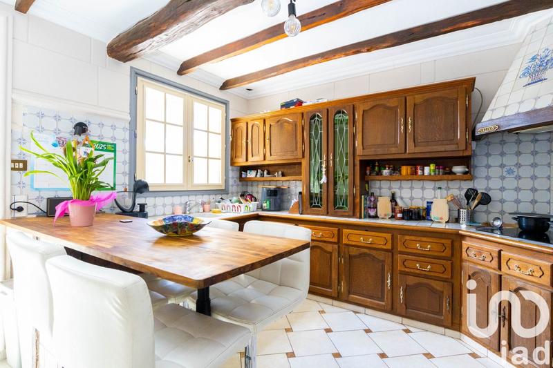 Maison - 143 m² - 7 pièces