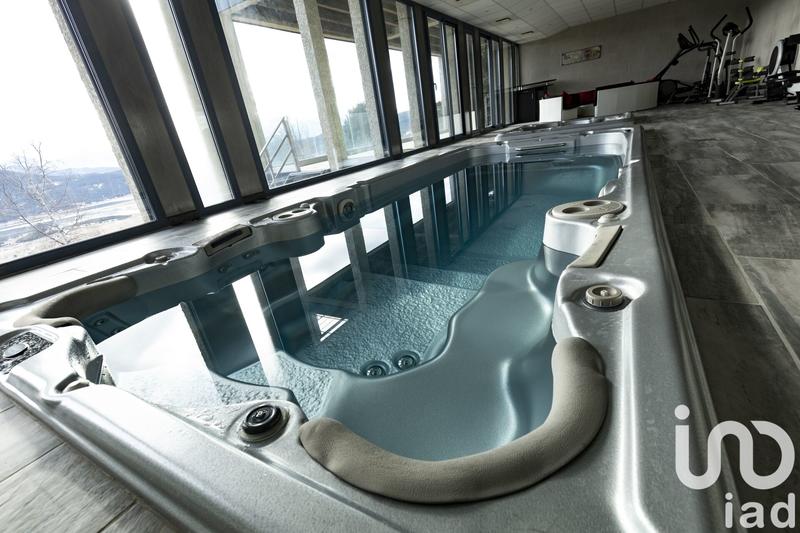 Châlet - 356 m² - 7 pièces