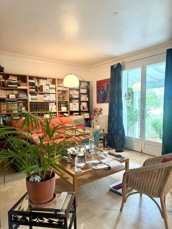 Maison traditionnelle - 182 m² - 8 pièces