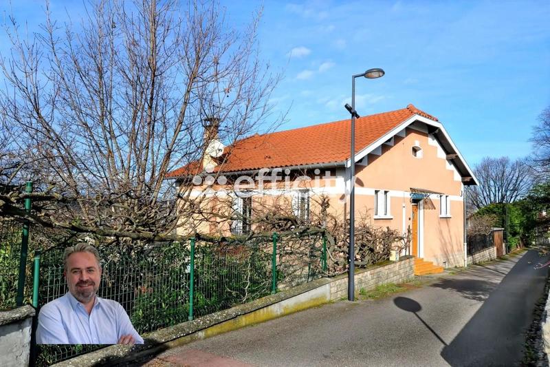 Maison - 90 m² - 5 pièces