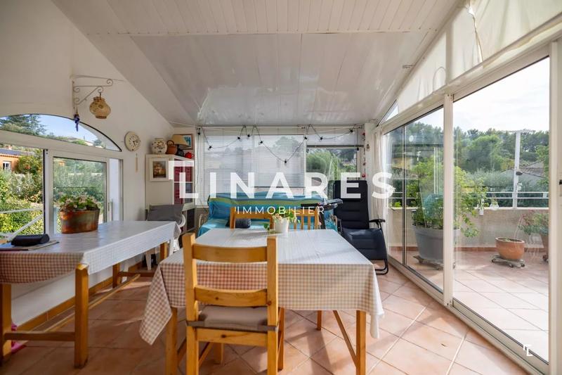 Maison - 98 m² - 3 pièces