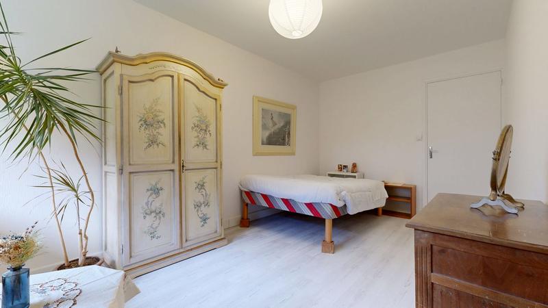 Appartement - 98 m² - 4 pièces