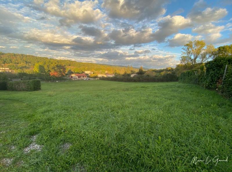 Terrain constructible - 4 881 m²