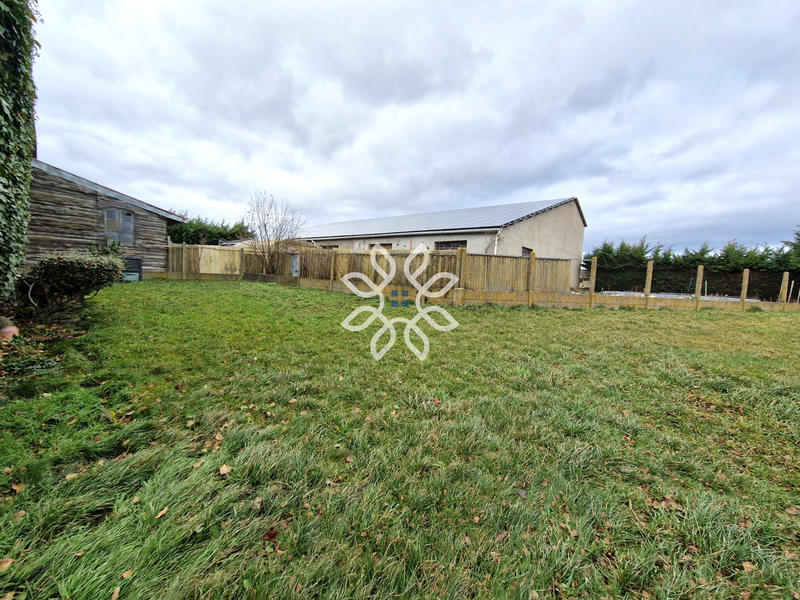 Maison de village - 160 m² - 9 pièces