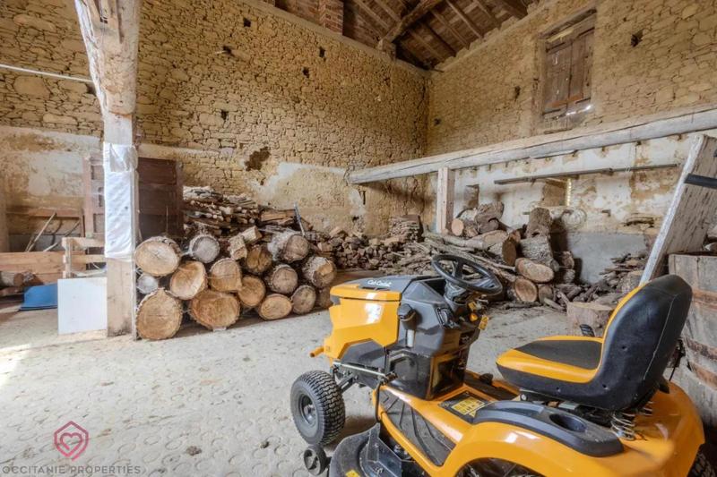 Propriété - 520 m² - 13 pièces