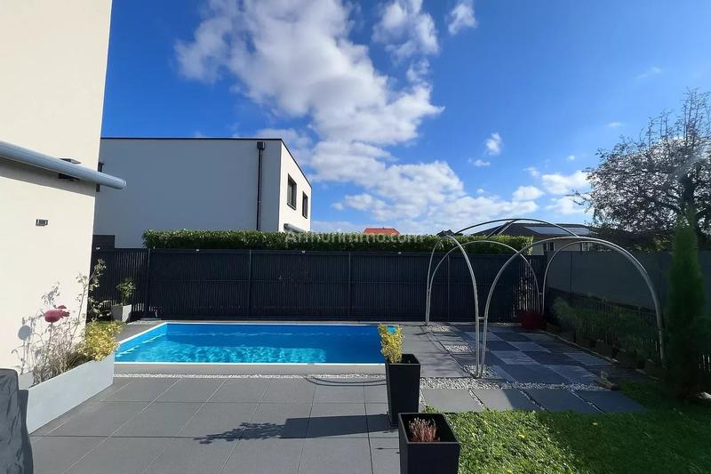 Maison - 131 m² - 6 pièces