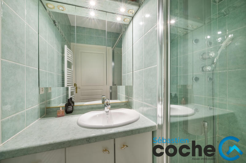 Appartement - 143 m² - 6 pièces