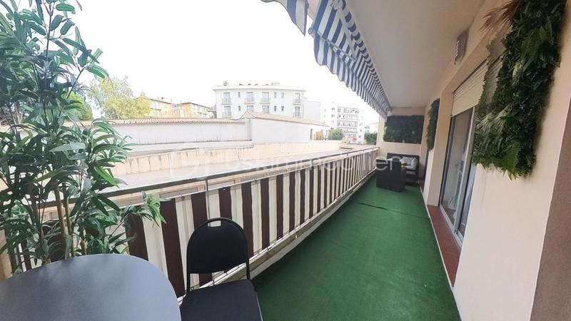 Appartement - 75 m² - 3 pièces