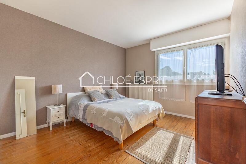 Maison - 91 m² - 5 pièces