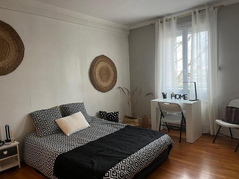 Appartement - 75 m² - 3 pièces